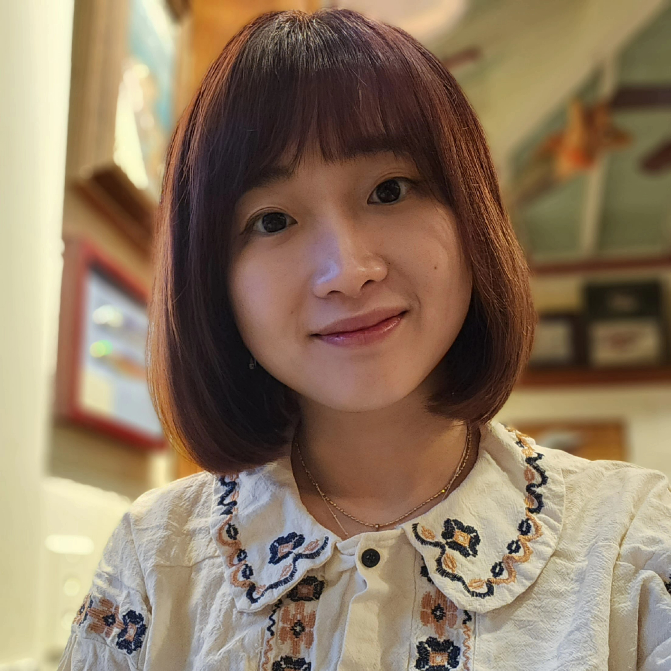 Headshot of Lynn Nguyen
